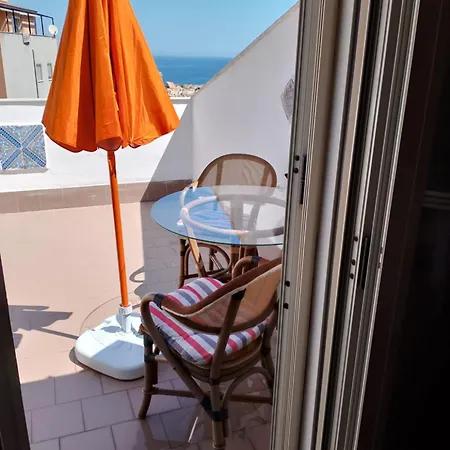 Διαμέρισμα Fantastic, Sea View Via Duchessa *