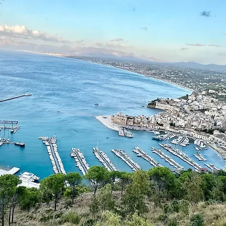 Διαμέρισμα Fantastic, Sea View Via Duchessa Castellammare del Golfo
